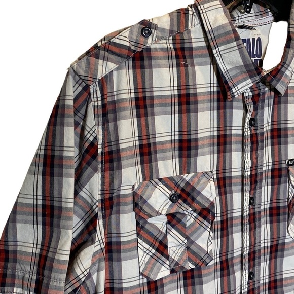 Buffalo David Bitton Men's Large Gray red plaid button up short sleeve shirt - Picture 3 of 6